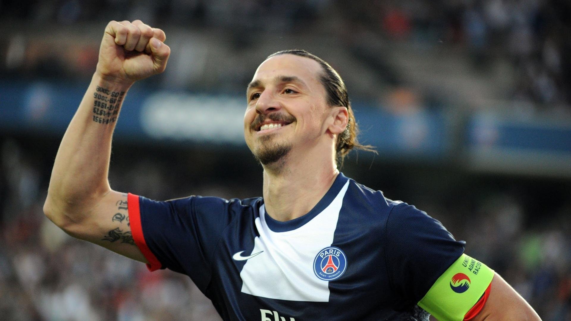 意甲青训采用双通道注意力训练提升传跑配合反应速度